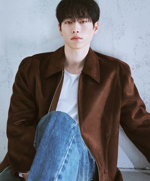 [서강준 PICK] 크레센트 스웨이드 자켓 [CHESTNUT BROWN]