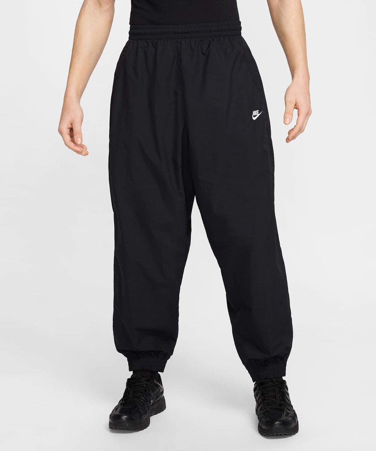 나이키(NIKE) 클럽 오버사이즈 우븐 트랙 팬츠 M - 블랙:화이트 / HQ6115-010