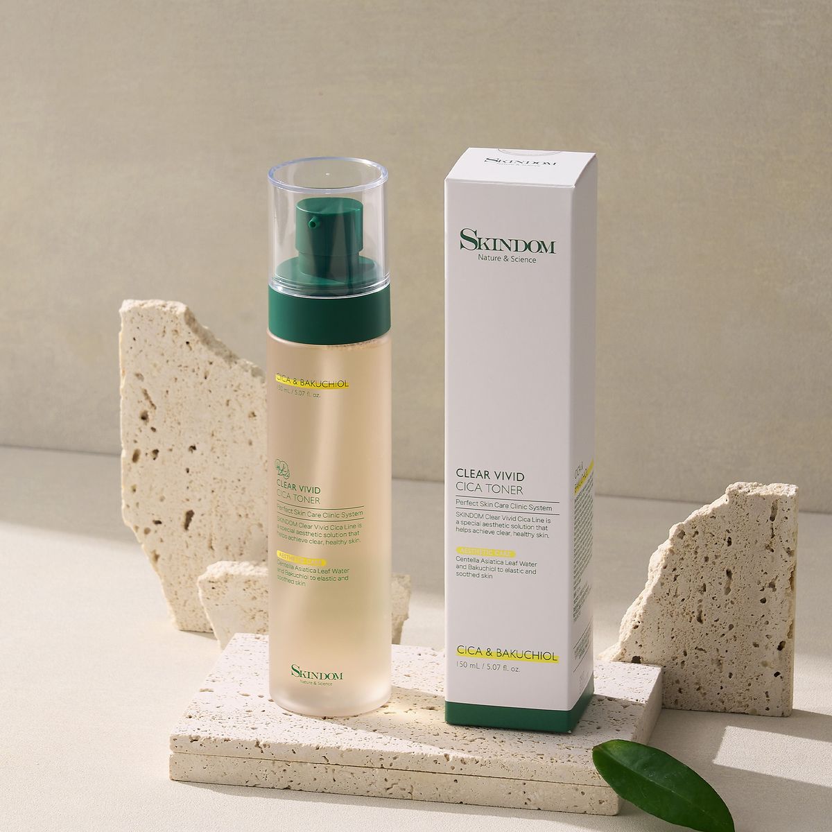 스킨덤(SKINDOM) 클리어 비비드 시카 토너 150ml
