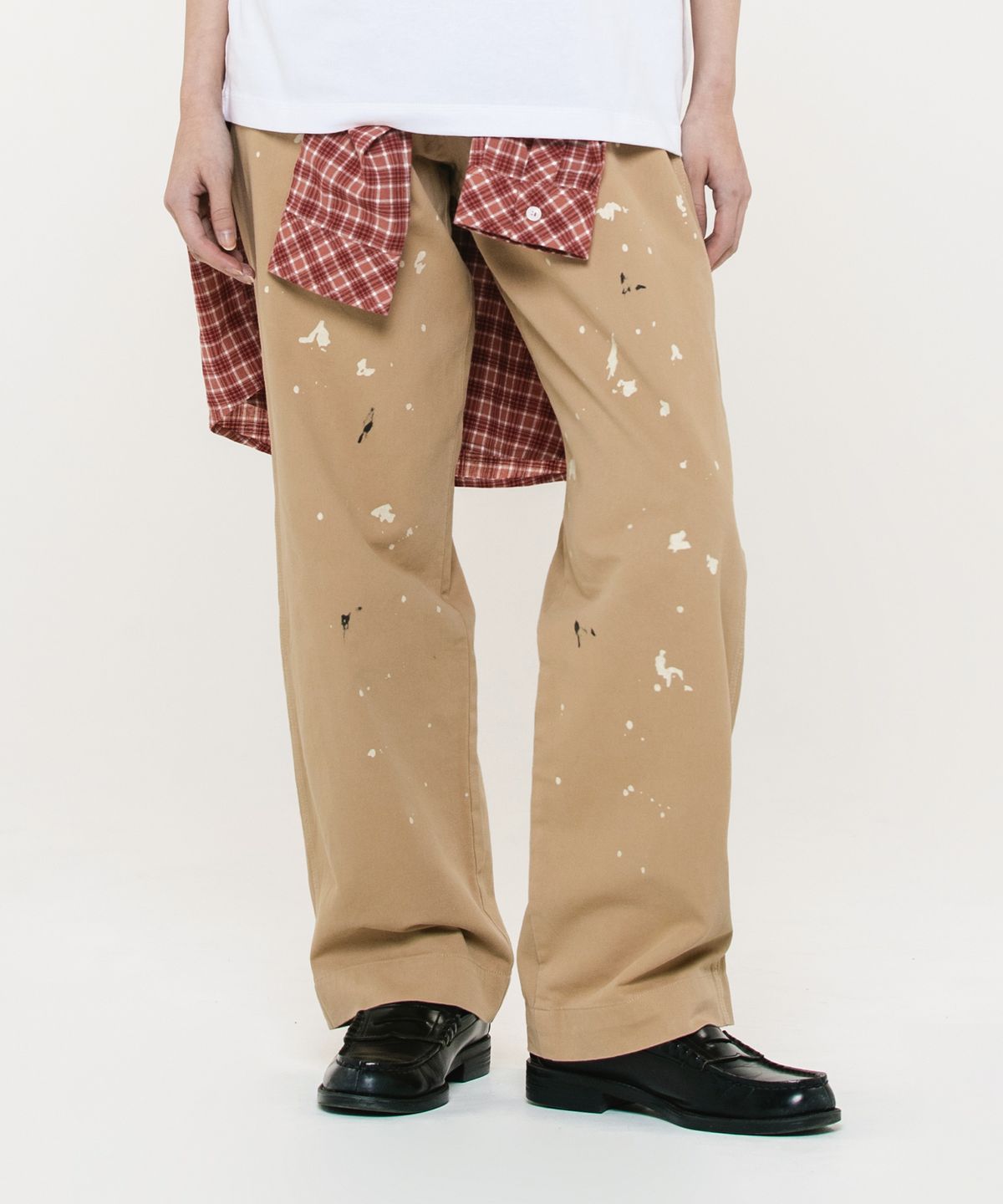 에이카화이트(AECA) SPLATER PAINTED BANDING CHINO PANTS-BEIGE