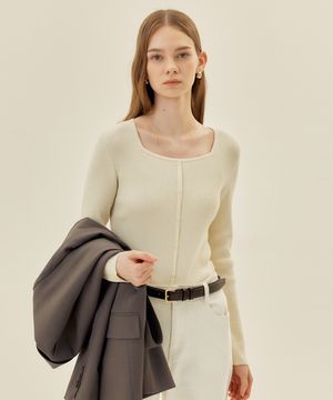 [W][COUTURE]스퀘어넥 버튼 장식 니트 -2color