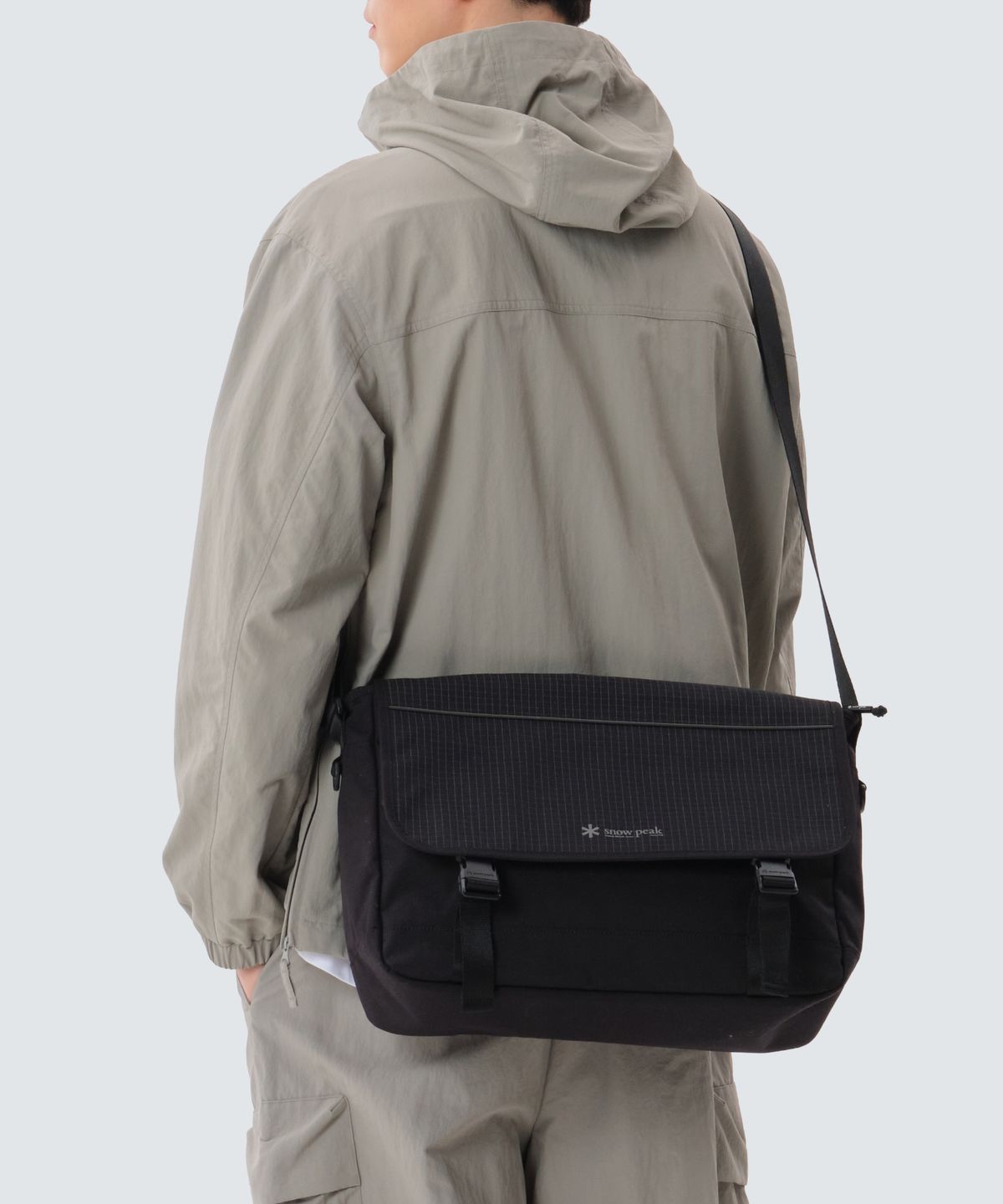 스노우피크 어패럴(SNOWPEAK APPAREL) 리플렉서 메신저백 (S25SUTCB08) Black