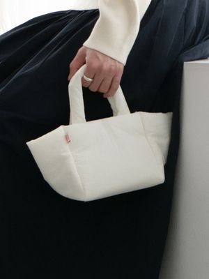 패딩 보트 미니 토트백(화이트)