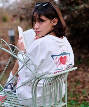 스포티 하트 롱 슬리브-아이보리