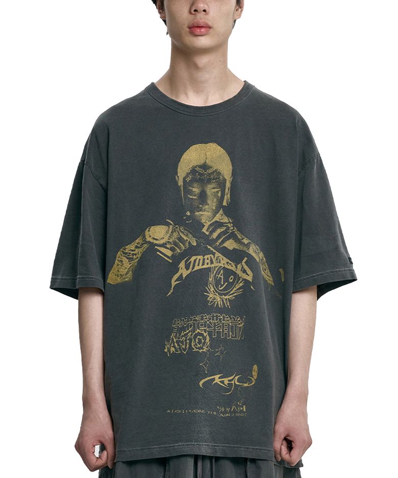 [하오PICK] Pseudo Knight T-Shirt [CHARCOAL]