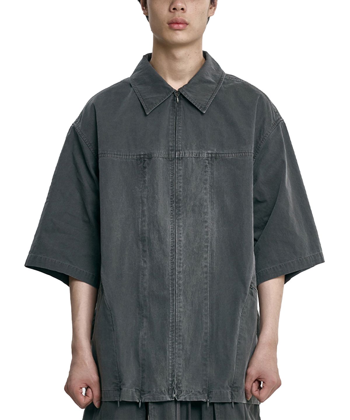 아조바이아조(AJOBYAJO) Paneled Zip-Up Shirt [CHARCOAL]