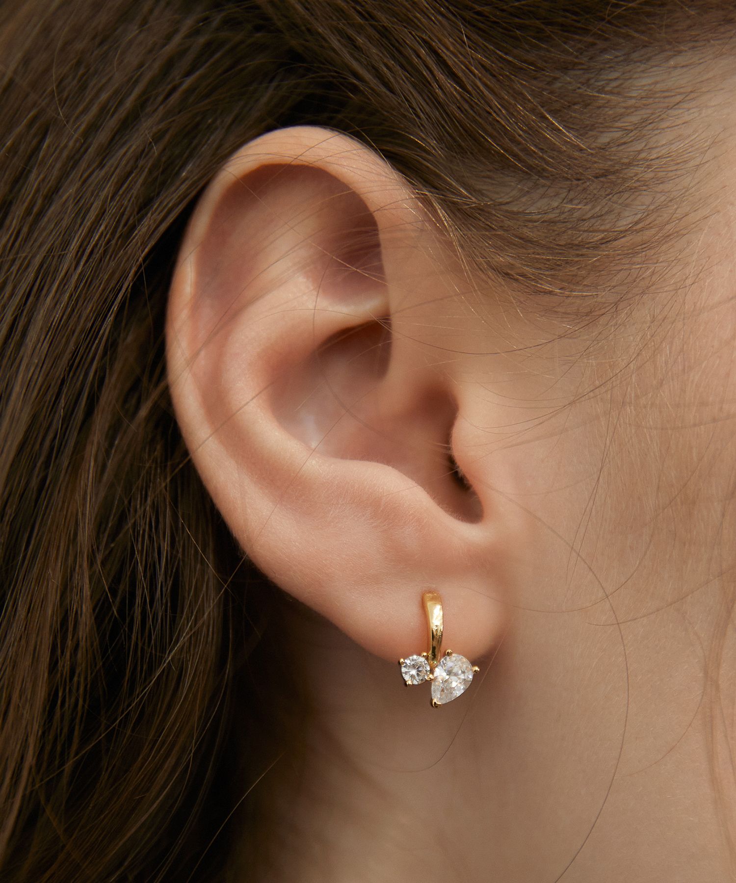 MUSINSA | TATIANA (Silver 925) Crystal Fair Hoop Earrings EC3166