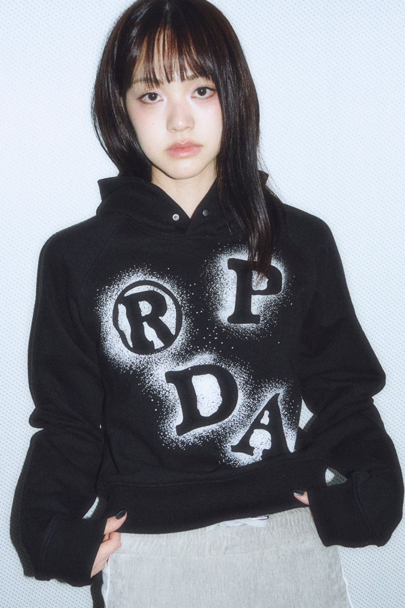 ★ PRENDA★ PRDA BIG PATCH SPRAY HOODIE BLACK PRTVSSHD09WC6 MUSINSA | PRENDA PRDA BIG PATCH SPRAY HOODIE BLACK
