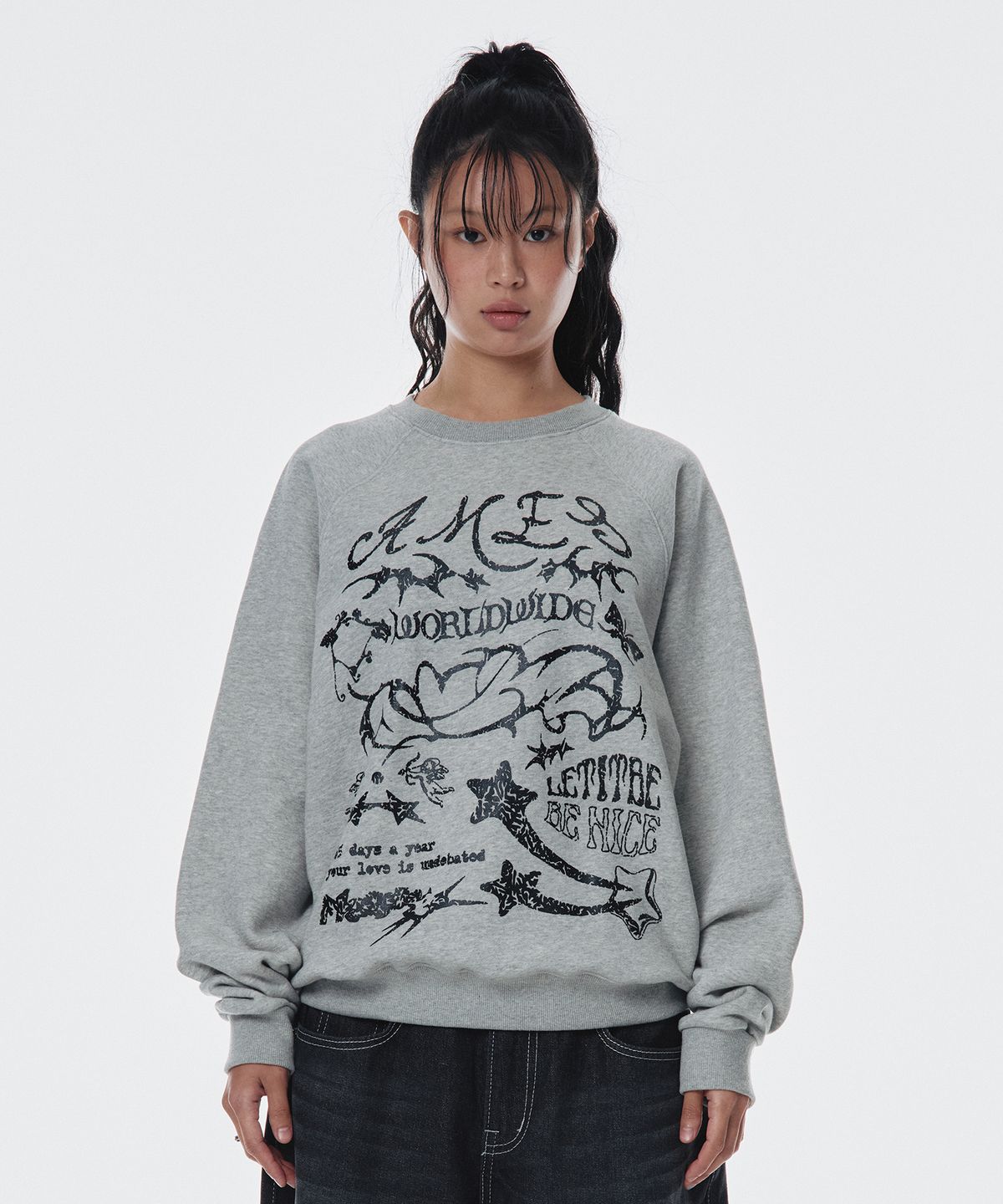 아메스 월드와이드(AMES-WORLDWIDE) GRAPHIC RAGLAN SWEATSHIRT GREY