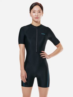 우먼 에센셜 반팔 3부 반신 수영복 블랙 (B5SWSWH004BLK)