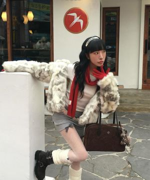 세이지 스웨이드 스퀘어백_브라운