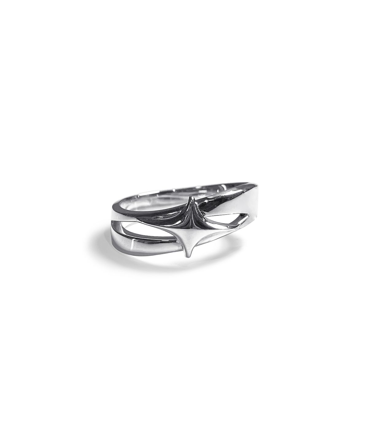 이스트아르고(EASTARGO) STING DIAGONAL RING
