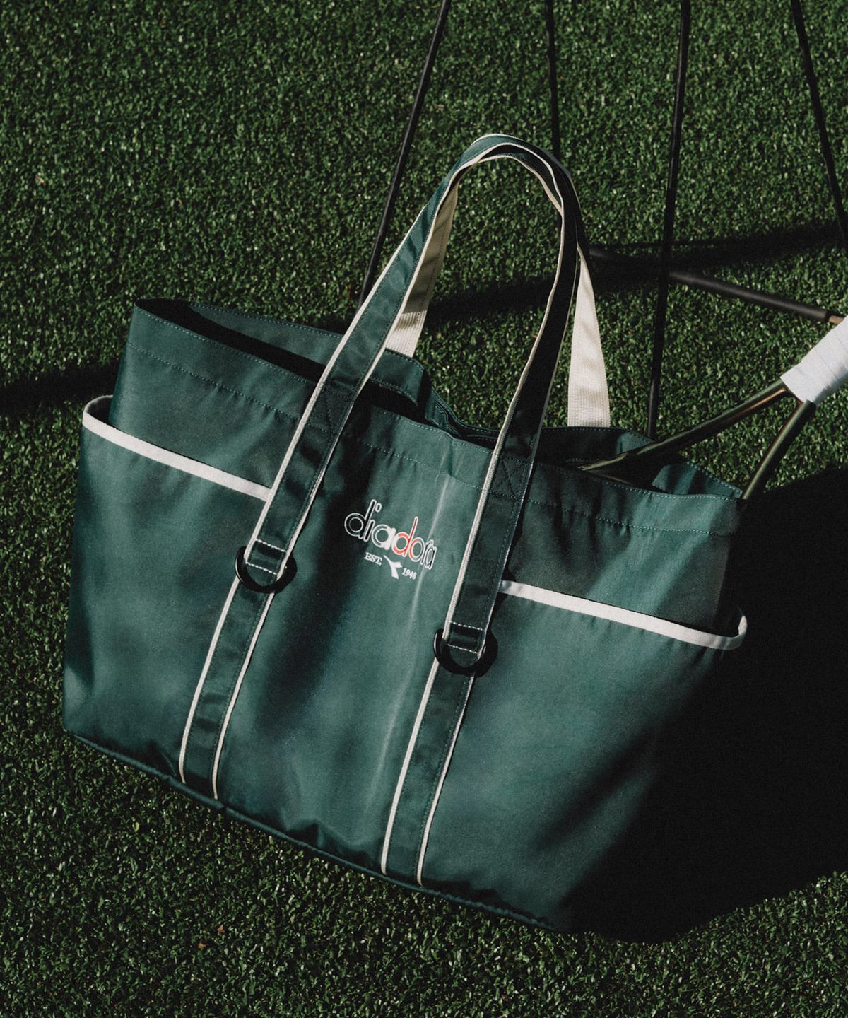 디아도라(diadora) 폴리모 토트백 GREEN