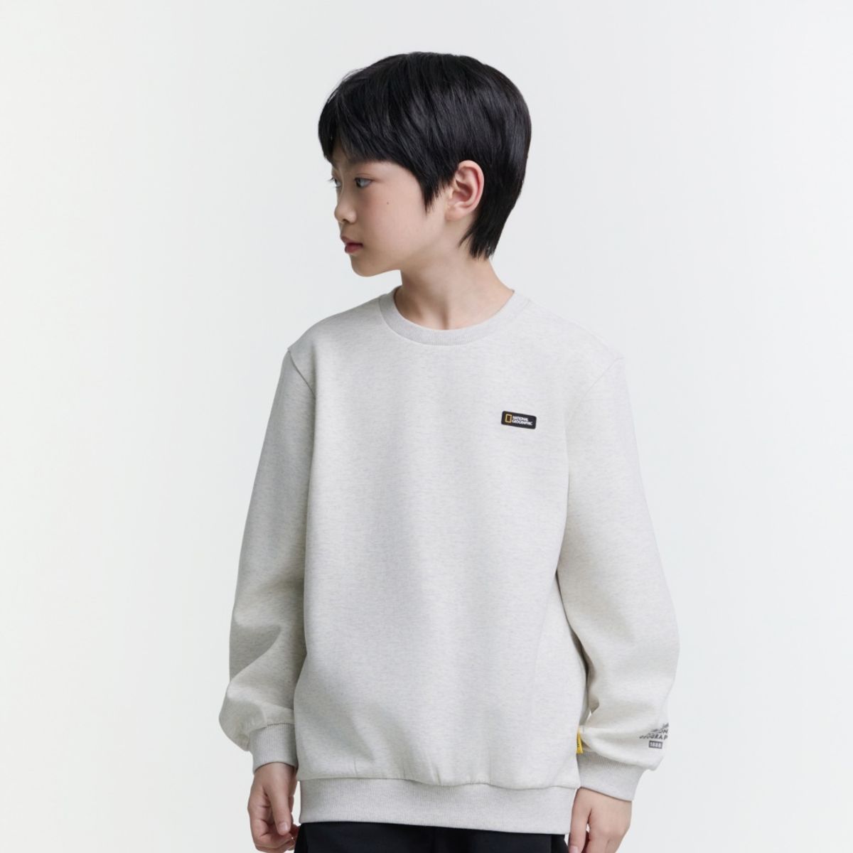 내셔널지오그래픽 키즈(NATIONAL GEOGRAPHIC KIDS) K255USW920 스몰로고 맨투맨 OATMEAL