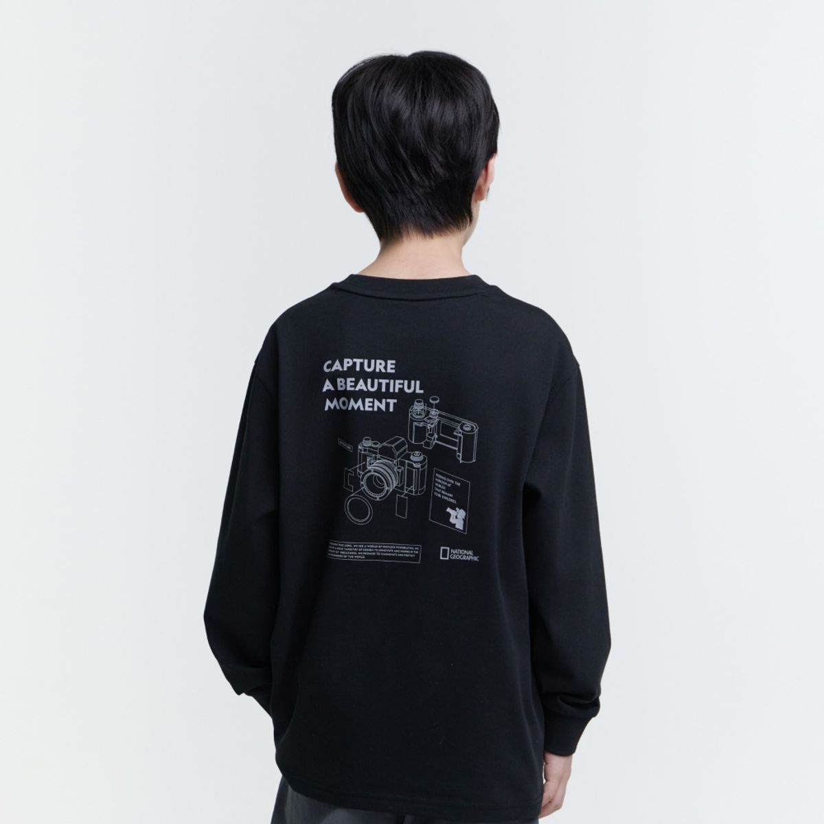 내셔널지오그래픽 키즈(NATIONAL GEOGRAPHIC KIDS) K251UTS810 어드벤처 긴팔티 CARBONBLACK