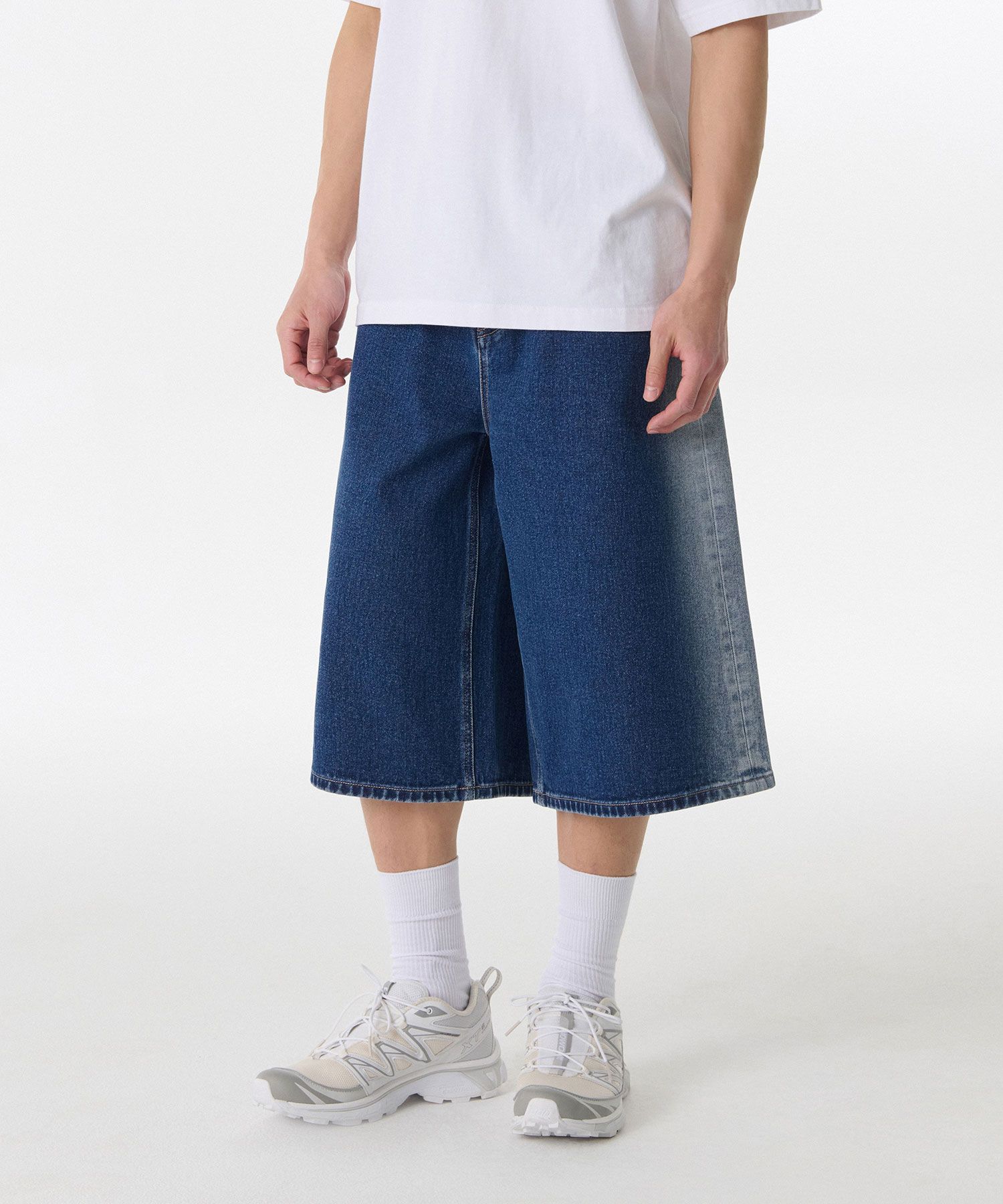 ★MUSINSA STANDARD★ Side brush long bermuda denim pants med MUSINSA | MUSINSA STANDARD Side Brush Long Bermuda Denim