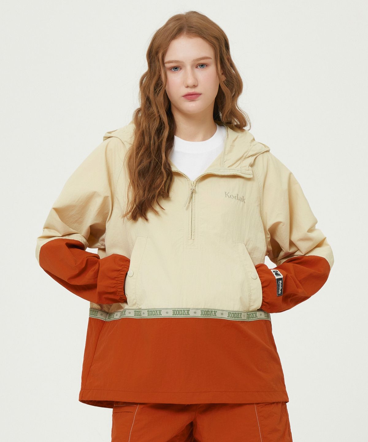 코닥(KODAK) 씨너리 컬러블럭 아노락 BEIGE