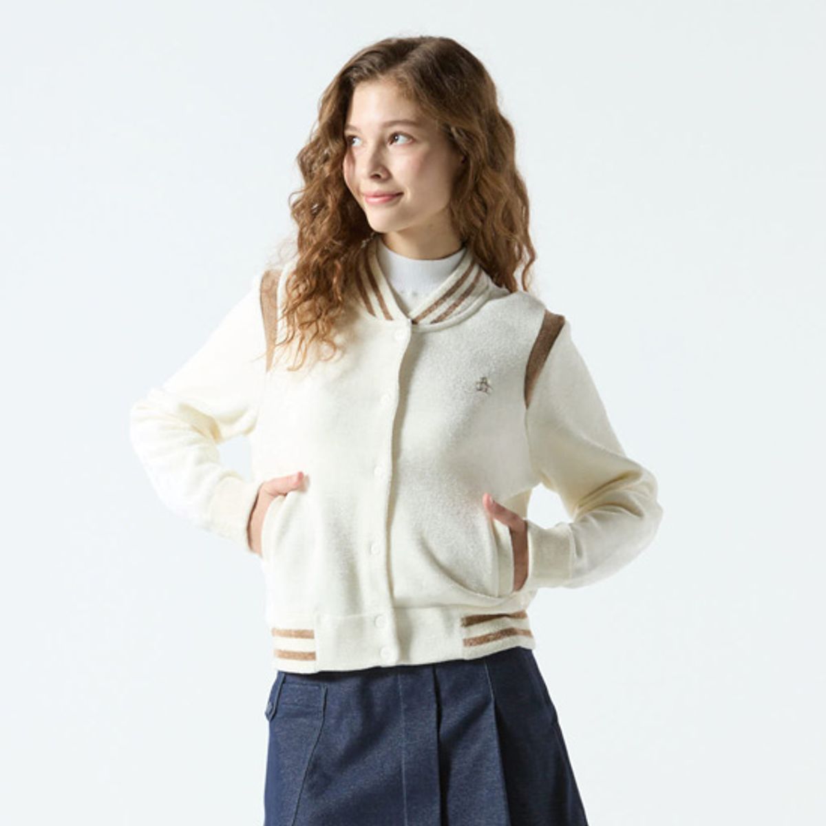 먼싱웨어(MUNSINGWEAR) 여성 부클 바시티 자켓 아이보리(MQ122LSJ13)