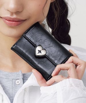 HEARTY FLAP WALLET - BLACK