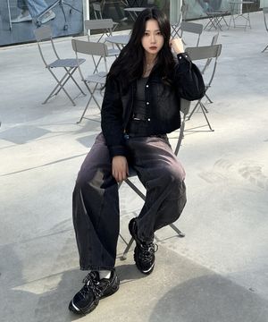 N255USN315 컨투어 큐브 BLACK