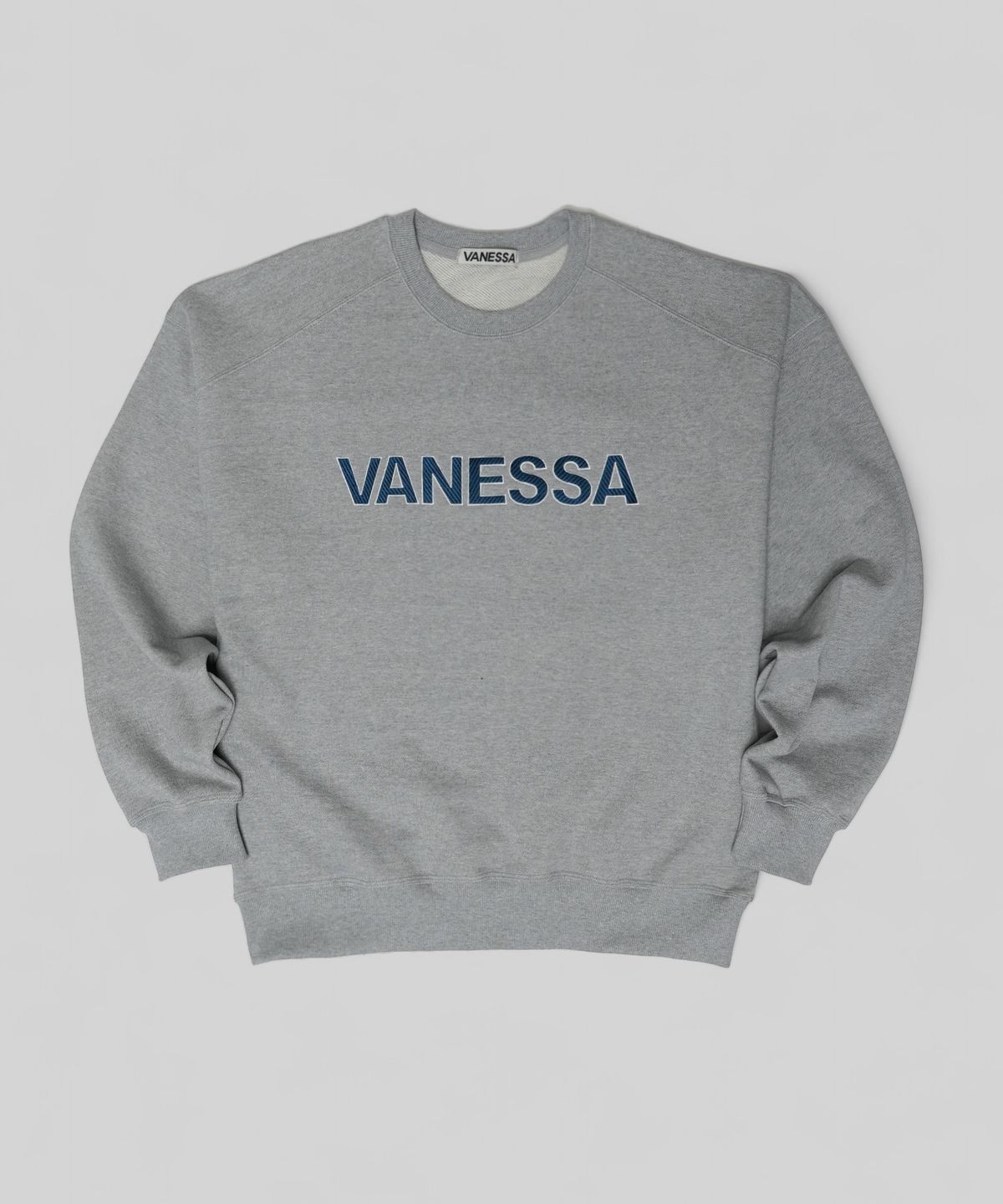 바네사(VANESSA) 820g VANESSA 로고 자수 맨투맨_멜란지그레이