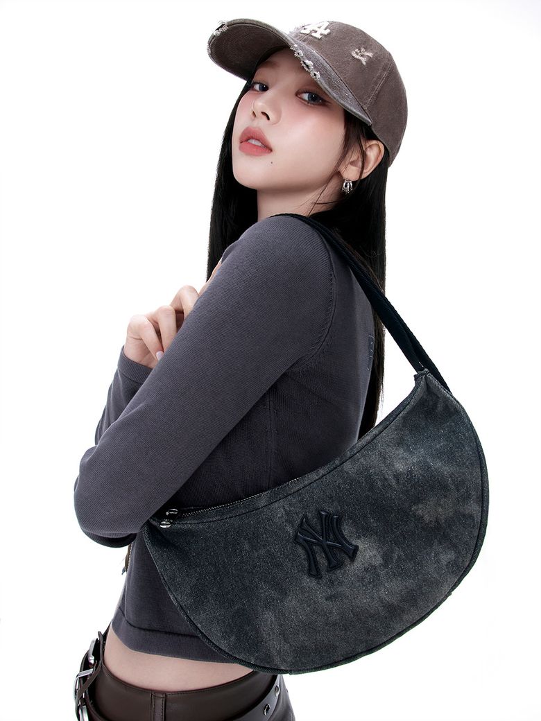 [카리나 착용] 빈티지 워싱 숄더백 NY (Charcoal Grey)