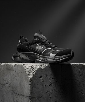 스페이스런 아웃 더스트