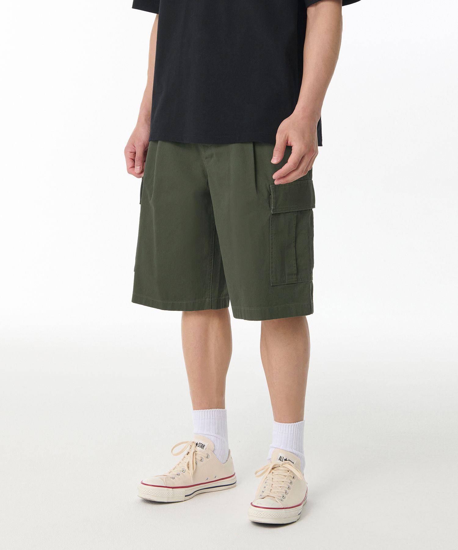 ★MUSINSA STANDARD★ One Tuck Cargo Bermuda Pants Beige MMEP MUSINSA | MUSINSA STANDARD One Tuck Cargo Bermuda Pants [Beige]