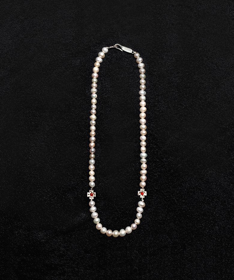 Double cross pearl necklace