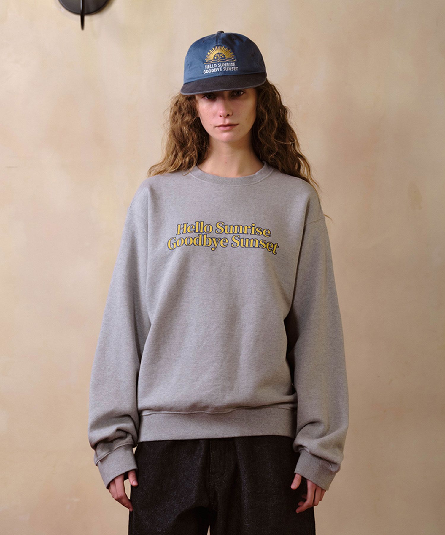 スウェット・トレーナー [Hello Sunrise]Classic Typo Logo Sweatshirt R4983 MUSINSA | HELLO SUNRISE Classic Typo Logo Sweatshirt_Melange