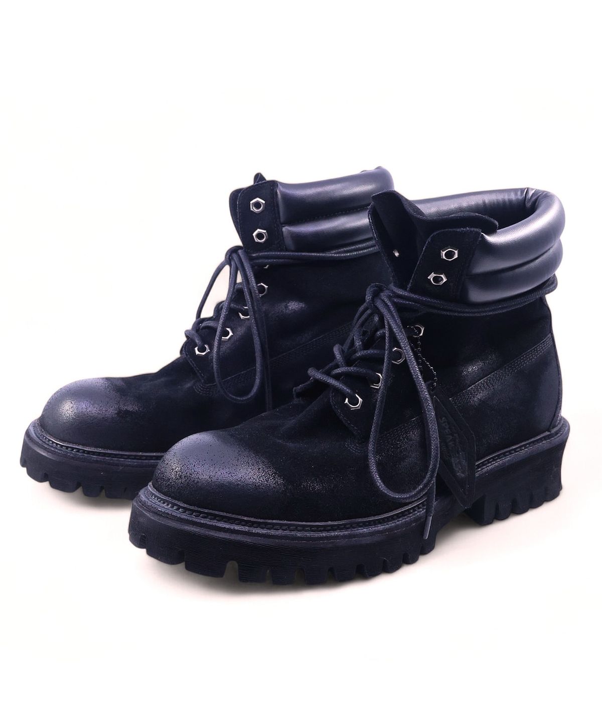 야세(YASE) 6.5cm 1990 코만도솔 스웨이드 부츠 블랙