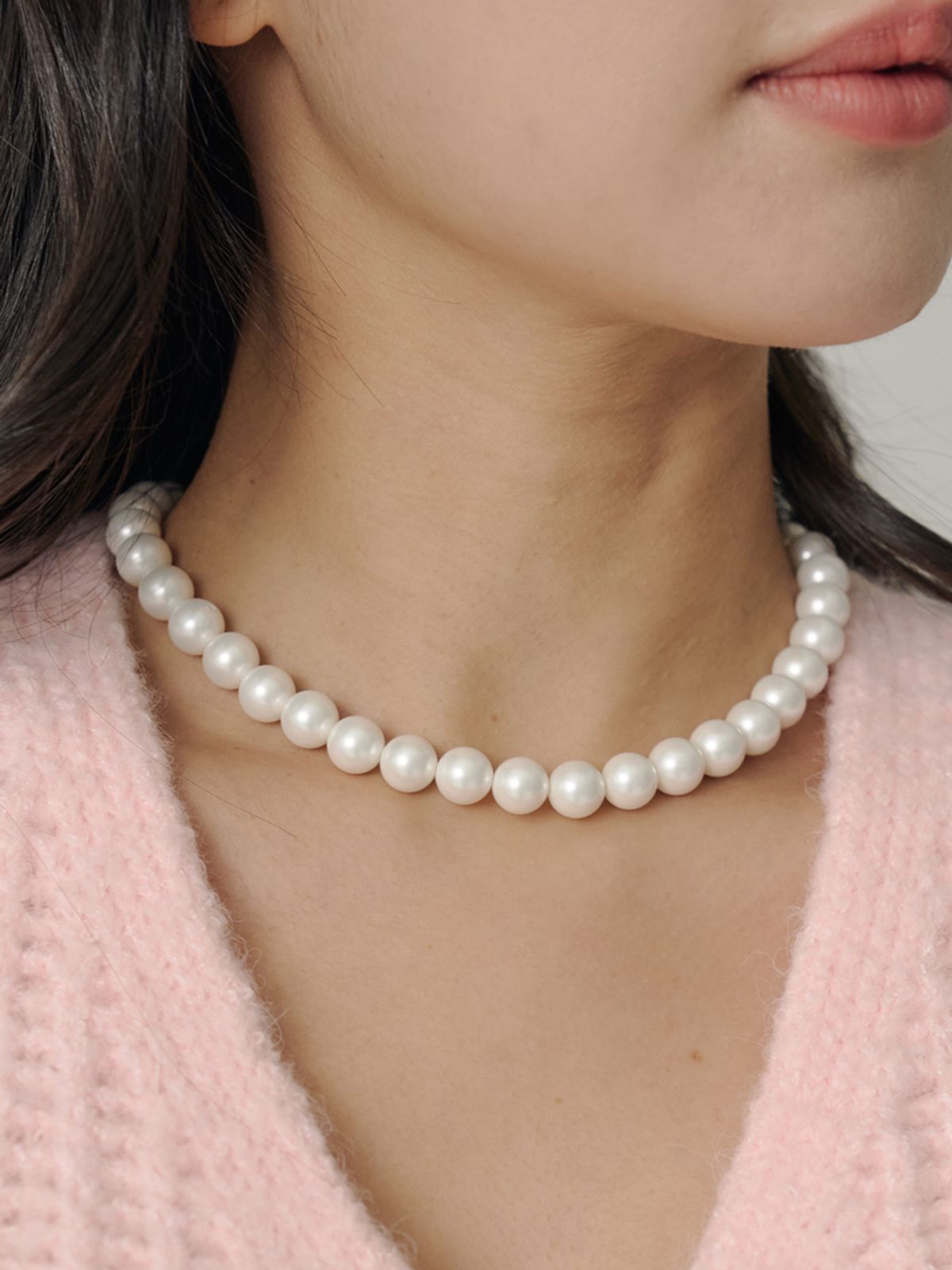쏘리, 투 머치 러브(SORRY, TOO MUCH LOVE) 12mm White-ball Pearl Necklace_White