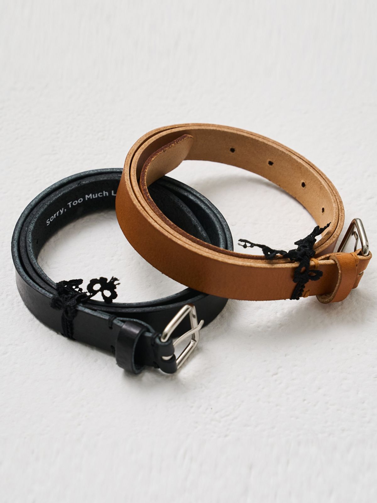 쏘리, 투 머치 러브(SORRY, TOO MUCH LOVE) 24Square Buckle Season Leather Slim Belt