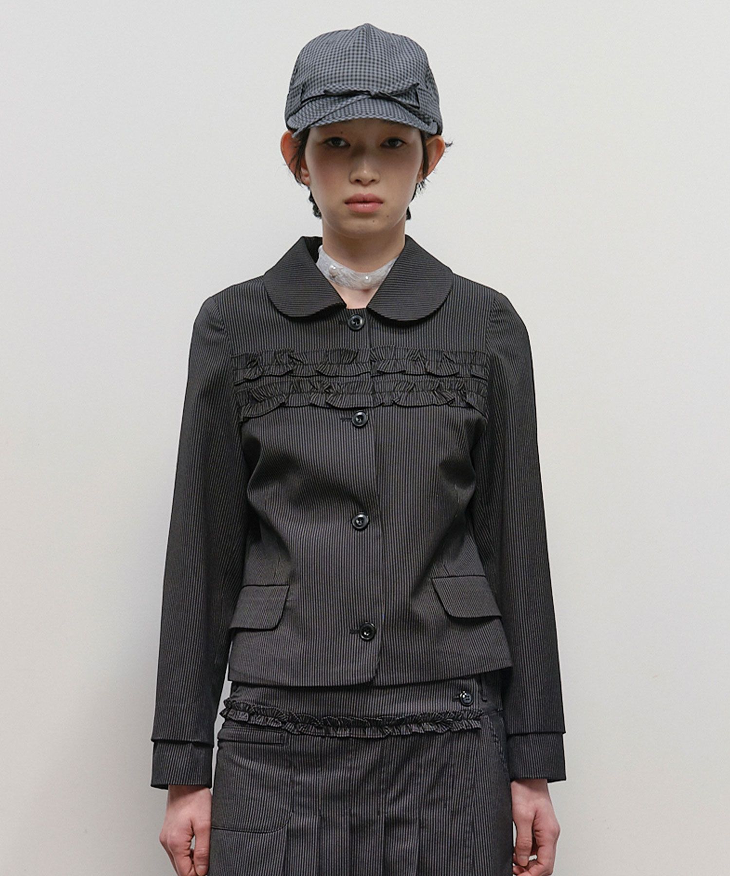TYPESERVICE ■ Striped Ruffled Strap Jacket ジャケット MUSINSA公式 | TYPESERVICE Striped Ruffled Strap Jacket [Black]