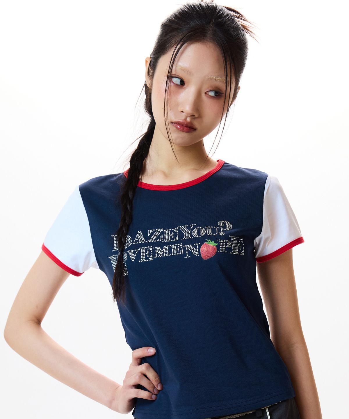 러브이즈트루(LUVISTRUE) IM STRAWBERRY LETTERING TEE(NAVY)
