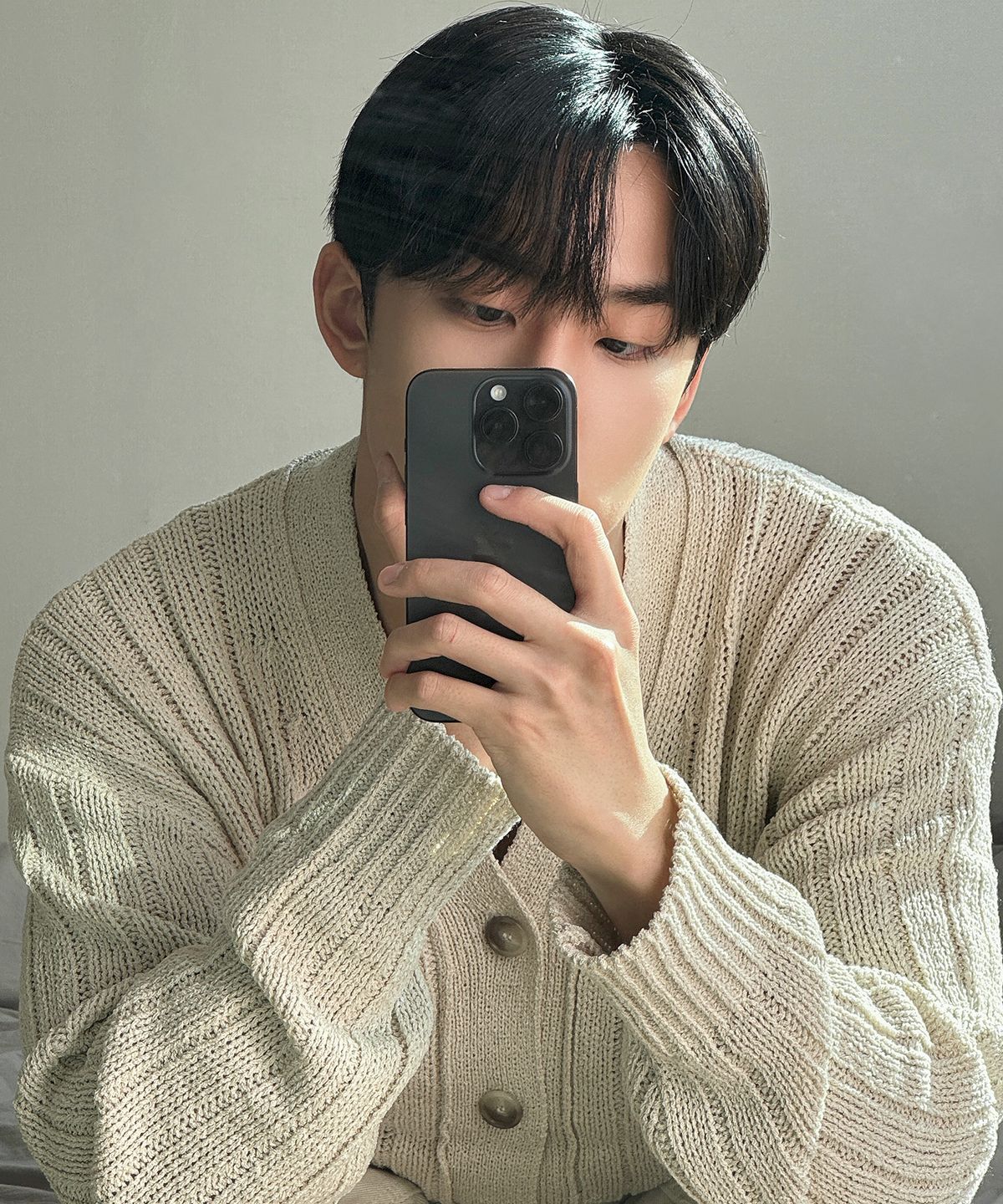 바네사(VANESSA) 로렌 부클 오버핏 가디건_오트베이지