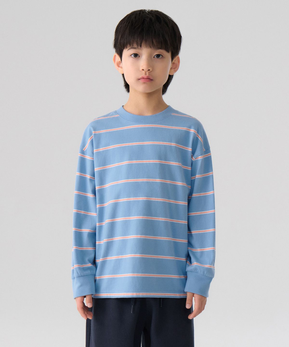 무신사 스탠다드 키즈(MUSINSA STANDARD KIDS) 멀티 스트라이프 크루 넥 긴소매 티셔츠 2 [스카이 블루]