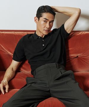 린넨 블렌디드 반팔 카라니트_블랙