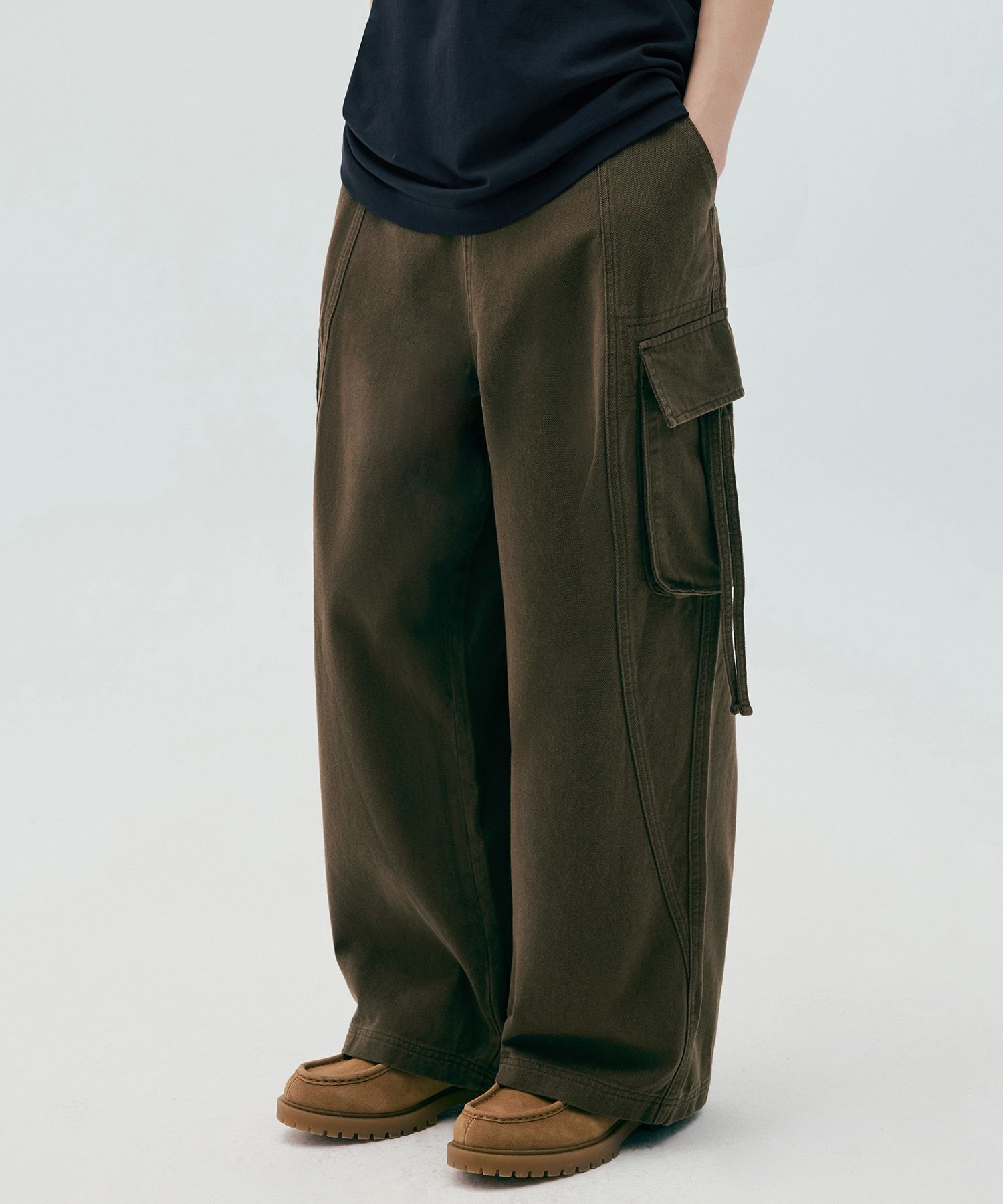[CODEGRAPHY] EXTRA WIDE FIT CARGO COTTON PANTS ★大人気★ MUSINSA | Codegraphy Extra wide fit cargo cotton pants_brown