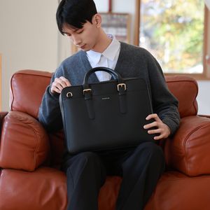 오디너리 라인 남자 서류가방 T15357