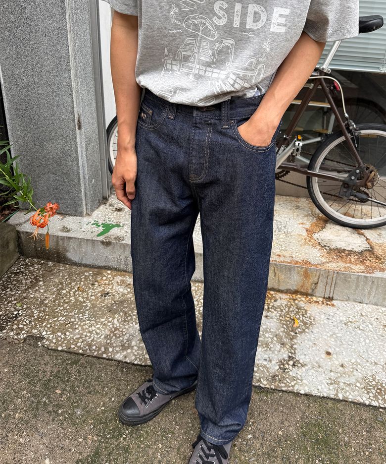 ESSENTIAL E01 022 STRAIGHT DARK INDIGO