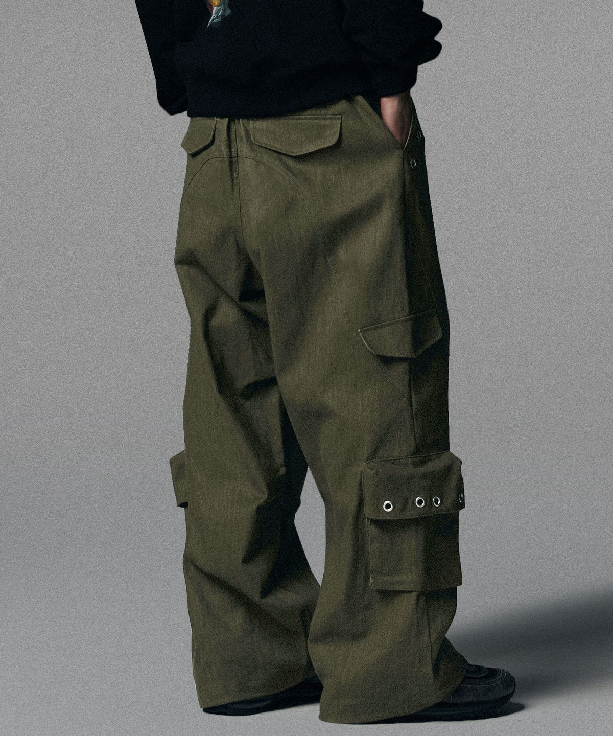 낫포너드(NOT4NERD) Twill Cotton Incision Cargo Pants - Khaki