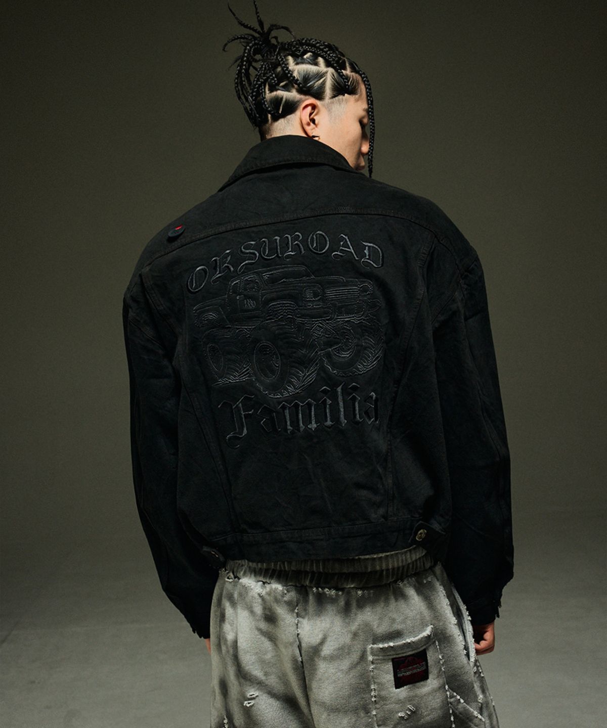 뭉(MWOONG) Oksuroad Washed Black Denim Trucker Jacket