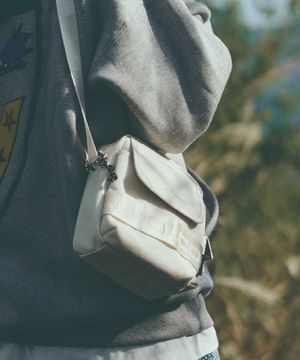 볼컴 유틸리티 미니 크로스백 - IVORY