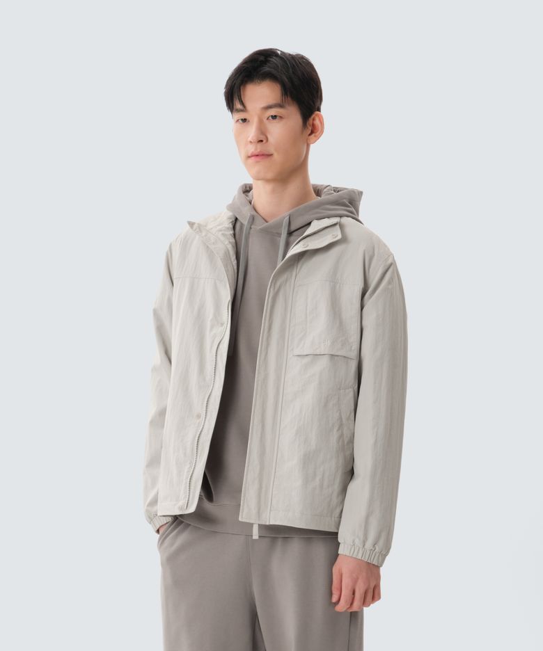 캠플 스탠드넥 바람막이 (S25SMCWB12) Light Beige