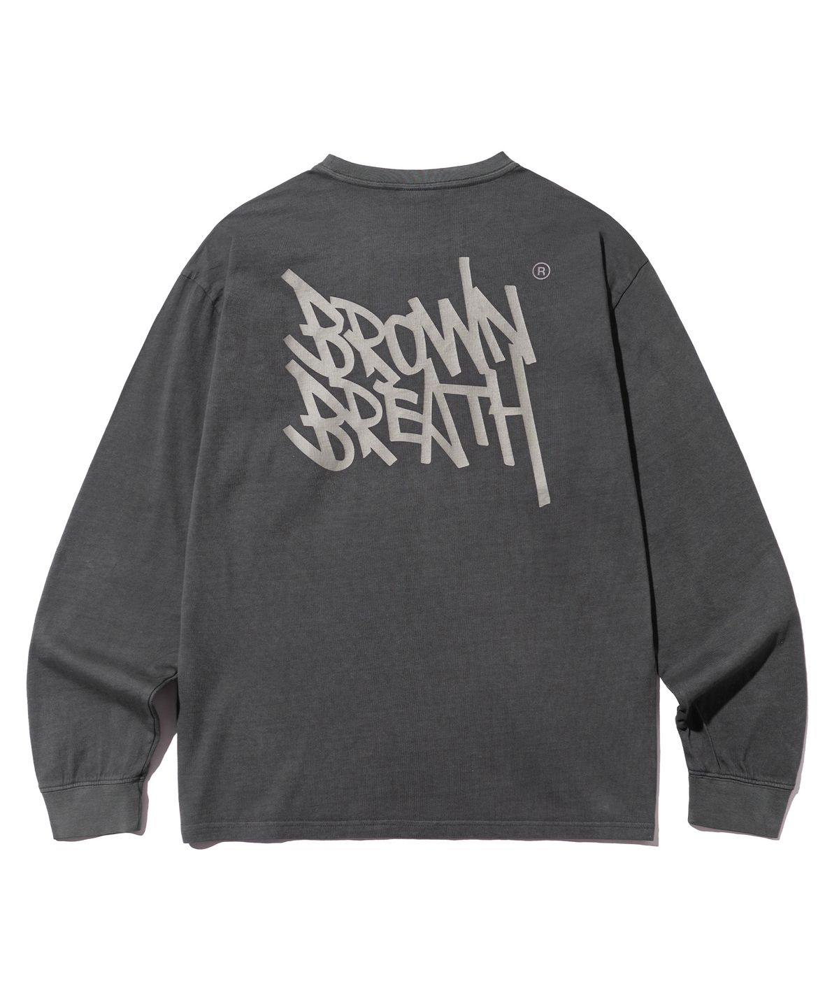 브라운브레스(BROWNBREATH) TAG PIGMENT LONGSLEEVE - CHARCOAL