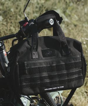 볼컴 유틸리티 위캔더백 보스턴백 - Black