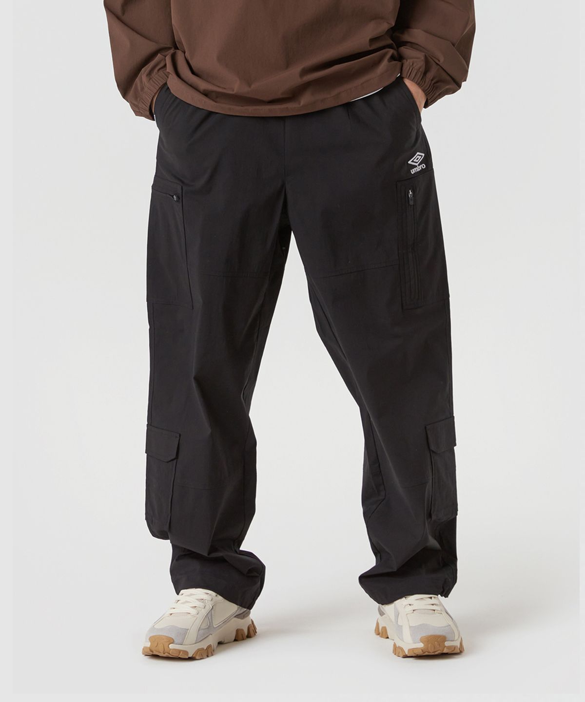 엄브로(UMBRO) 캐주얼 스판 카고 스트레이트 팬츠 블랙(UQ123CPT25)