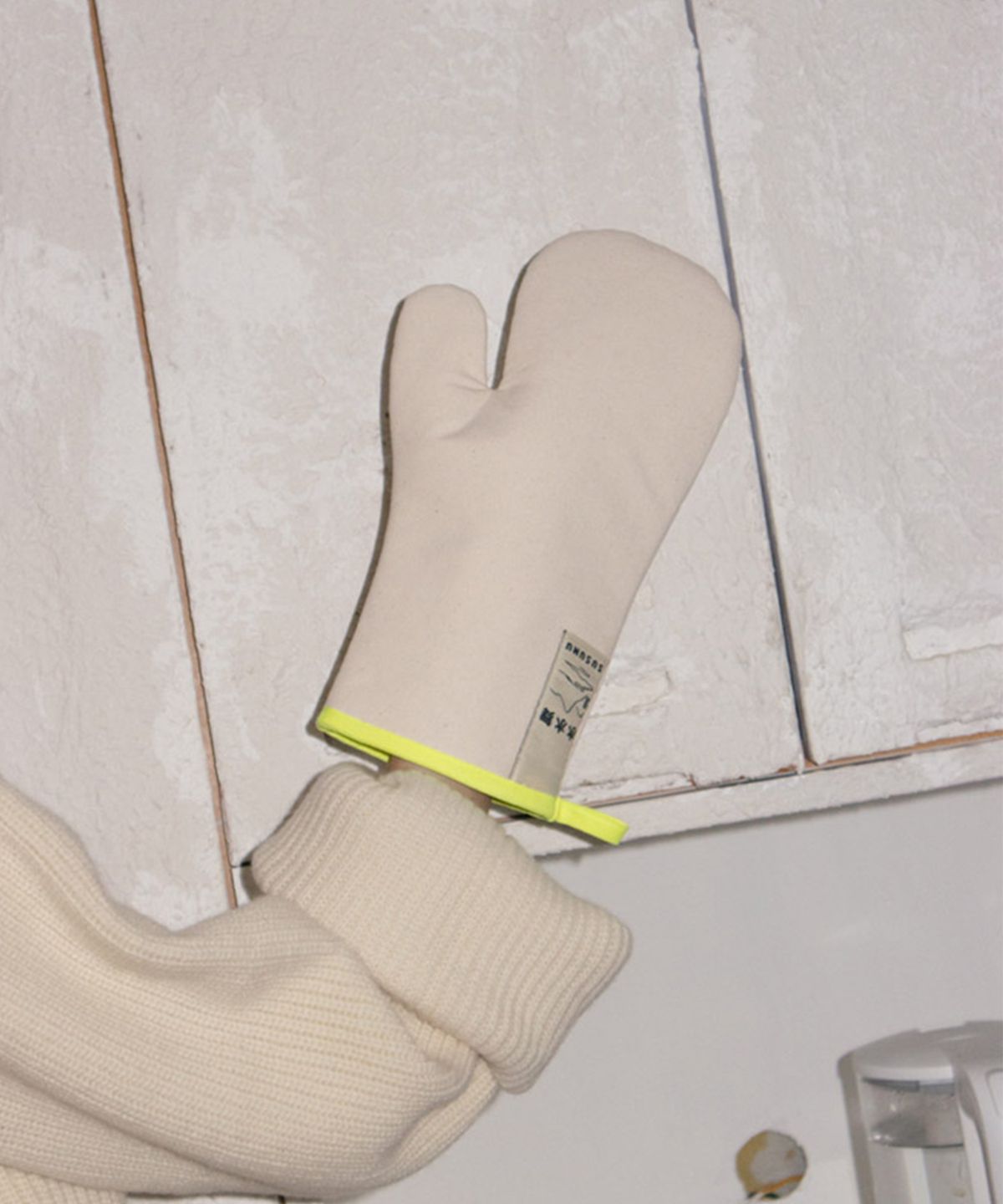 수수무(SUSUMU) SEOUL OVEN MITT - ecru
