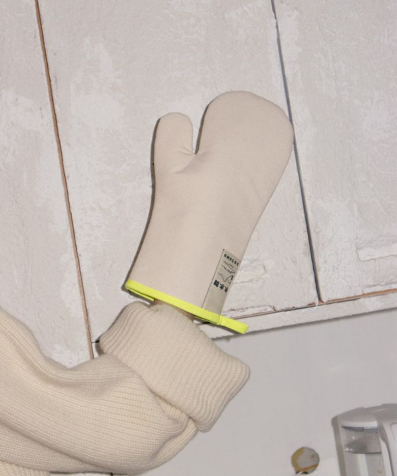 SEOUL OVEN MITT - ecru